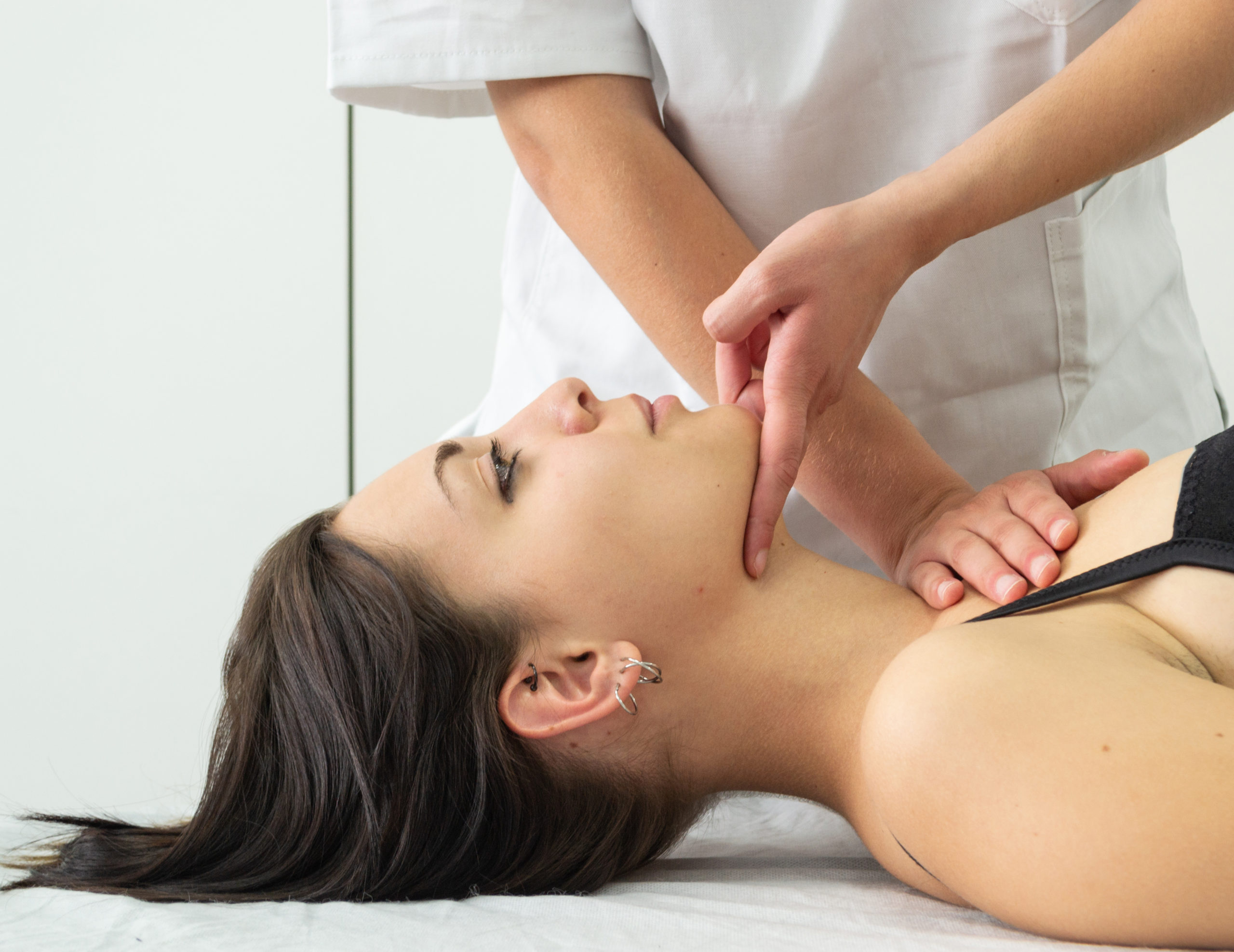 Ashanti Sganzerla osteopata brescia e lago di garda